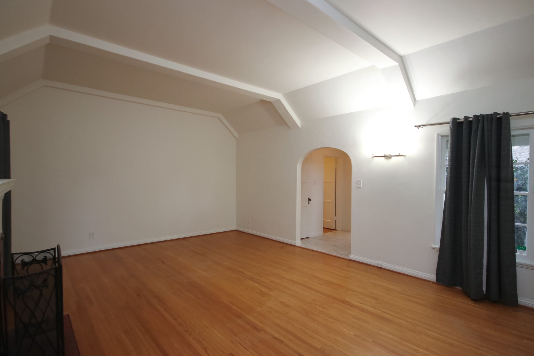 Building Photo - 412 N Campbell Ave