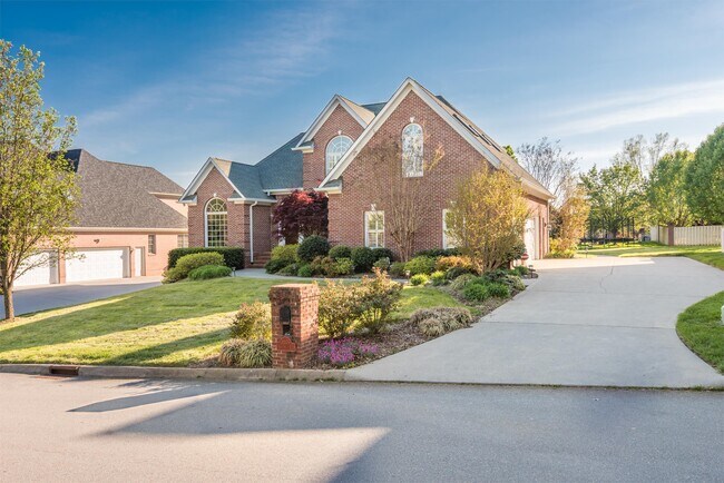 Building Photo - 1809 Abbey Wood Ln