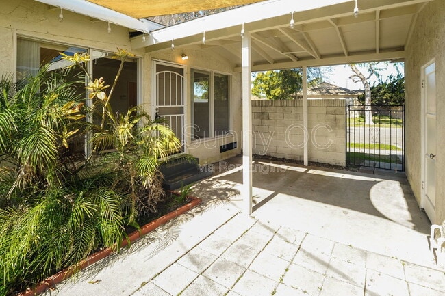 Building Photo - 2256 McNab Ave