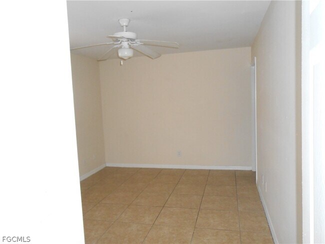 Building Photo - 202 Hightower Ave S