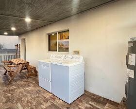 Building Photo - 1632 E Harvard St