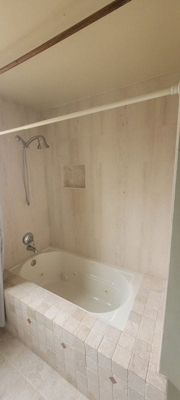 Building Photo - 893 Calle Pinata