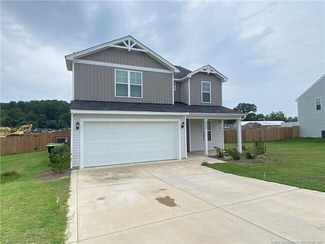 Building Photo - 808 Old Angus Ln