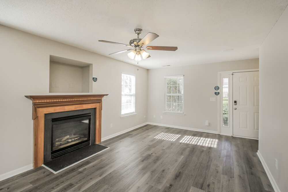 Building Photo - 15252 Eric Kyle Dr