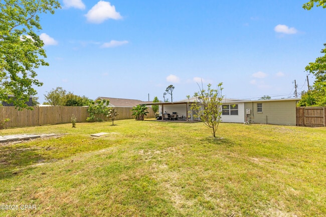 Building Photo - 1914 Clay Ave