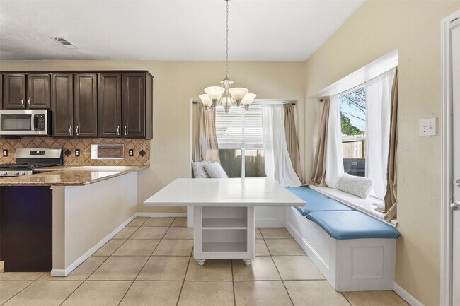 Building Photo - 23207 Olive Ridge Ct