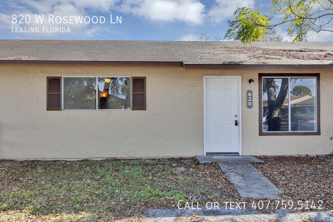 Building Photo - 3 Bedroom in charming neighborhood availab...