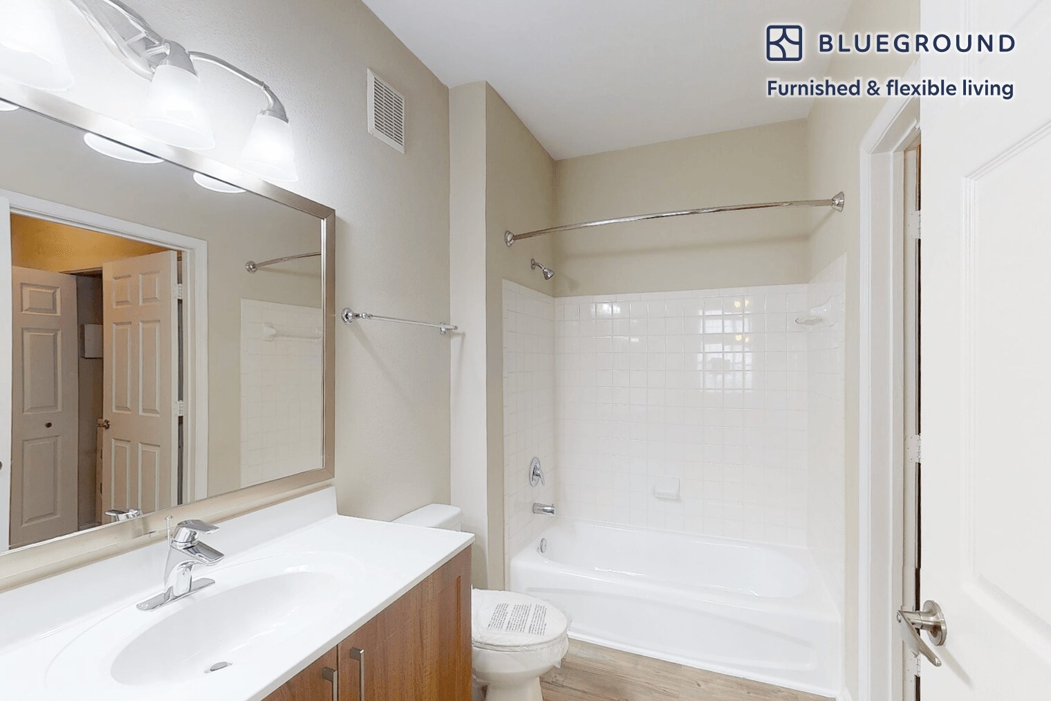 Building Photo - 2350 26th Ct S