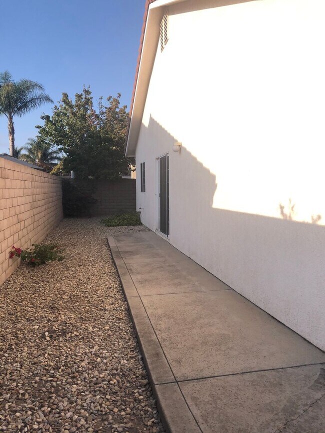 Building Photo - 512 San Diego St