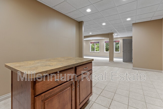 Building Photo - 64121 Turnberry Way