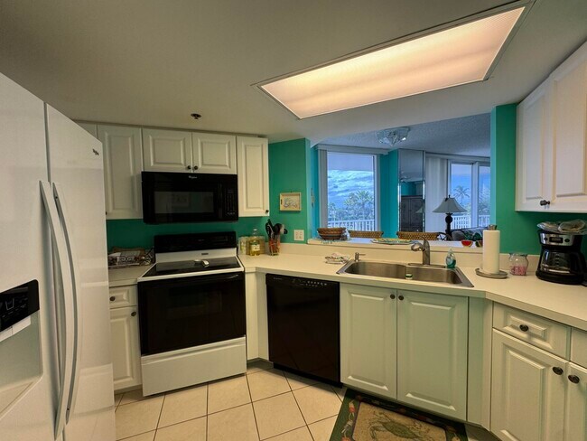 Building Photo - 2700 N Hwy A1A