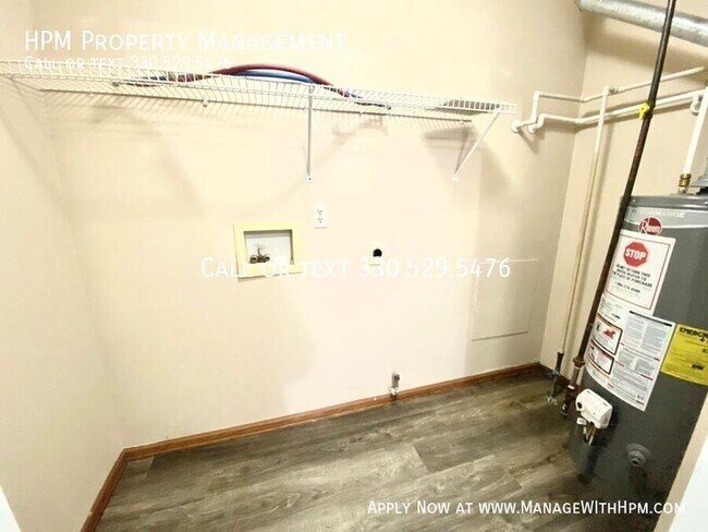 Building Photo - 2525 Zircon St NE