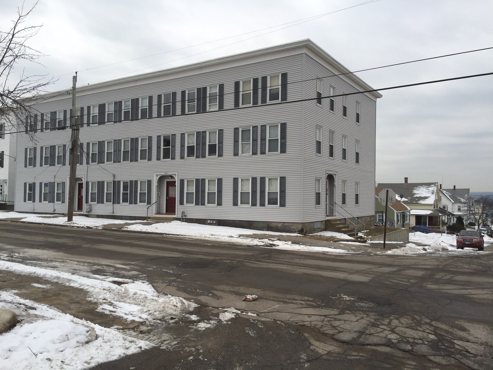 Building Photo - 579 Clay St