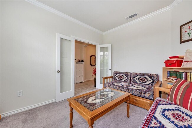 Building Photo - 6915 Twilight Elm Trace
