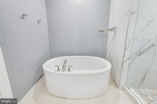 Building Photo - 1458 Piccard Dr