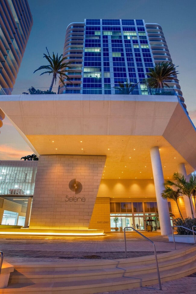 Building Photo - 151 N Seabreeze Blvd