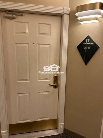 Building Photo - 431 S 7th St