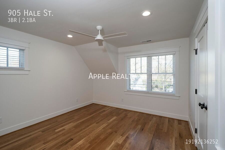 Building Photo - 905 Hale St