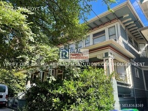 Building Photo - 2223 NW Hoyt St