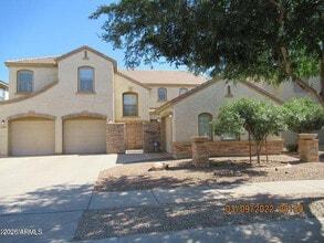 Building Photo - 3928 E Parkview Dr