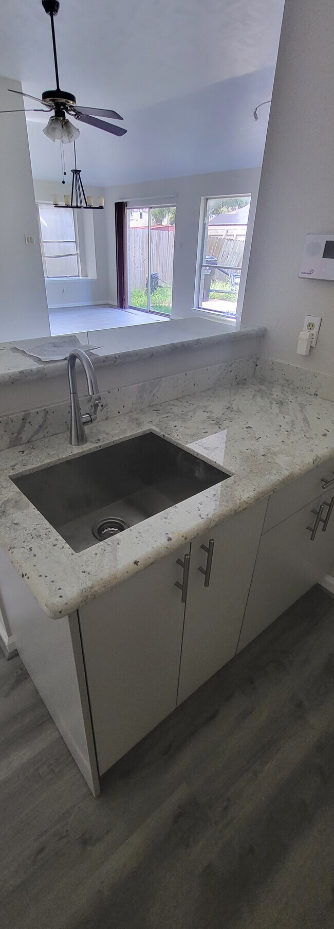 Building Photo - 16966 Nicole Ln