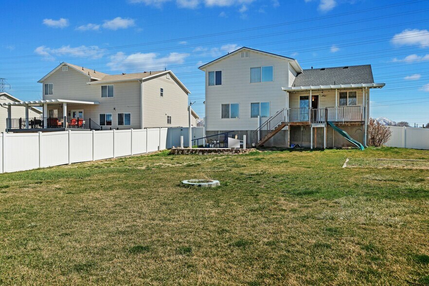 Building Photo - 5589 S 3275 W