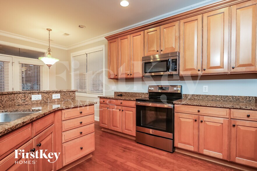 Building Photo - 1081 Moss Grove Dr