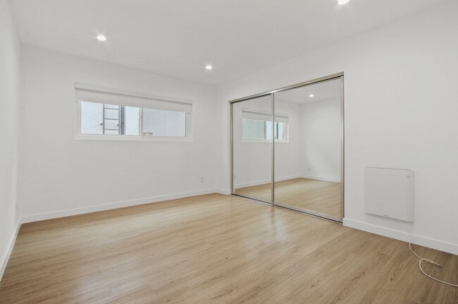 Interior Photo - 12707 Mitchell