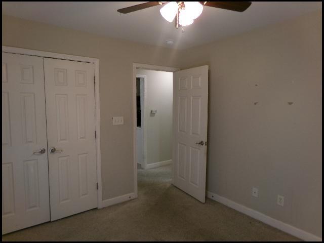 Building Photo - 31 Congressional Dr