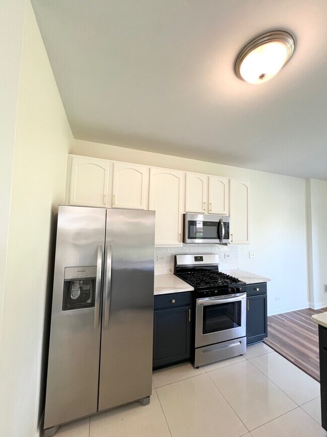 Building Photo - 601 Blackstone Ct