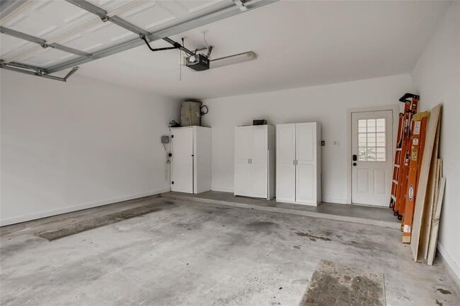 Building Photo - 1450 Lawrence St