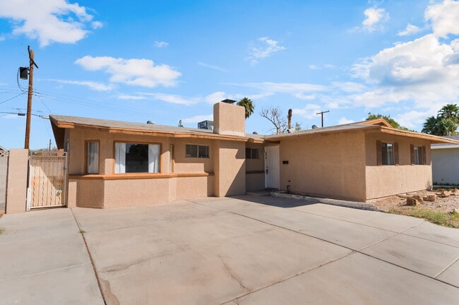 Building Photo - 2016 Embrey Ave