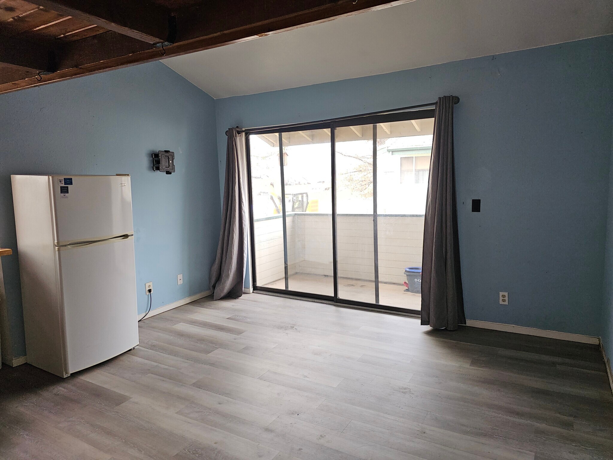 Building Photo - 2445 Sycamore Glen Dr