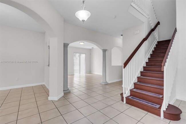 Building Photo - 8920 NW 180th Terrace