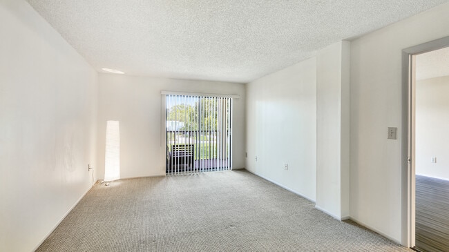 Building Photo - 6116 43rd St W