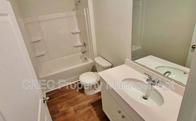 Building Photo - 817 Lilyford Ln