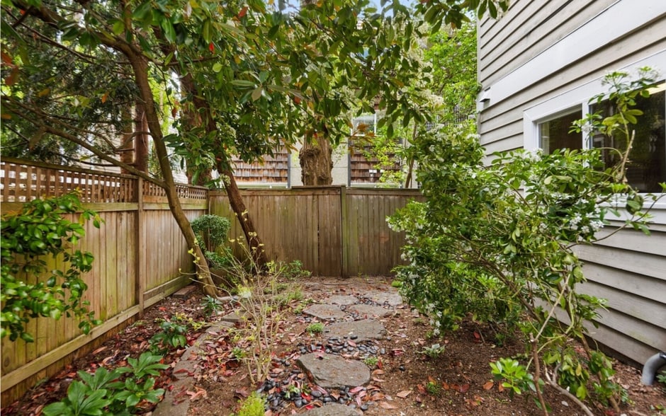 Private back yard - 4135 Chilberg Ave SW