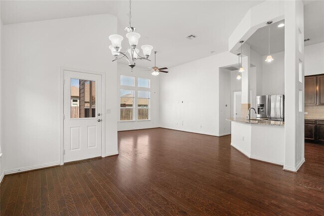 Building Photo - 349 Vista Portola Loop