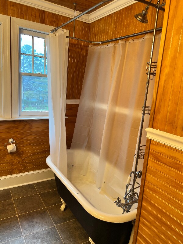 Building Photo - 830 North Ave