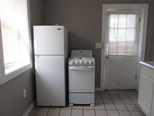 Building Photo - 2135 NY-94