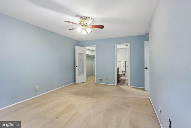 Building Photo - 253 Everly Ct