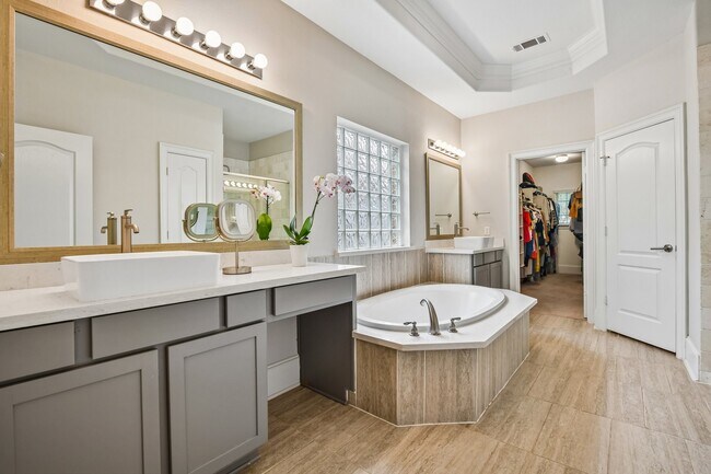 Building Photo - 5306 Linden Field Ct