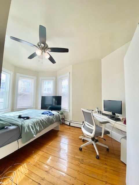 Building Photo - 19 Sachem St