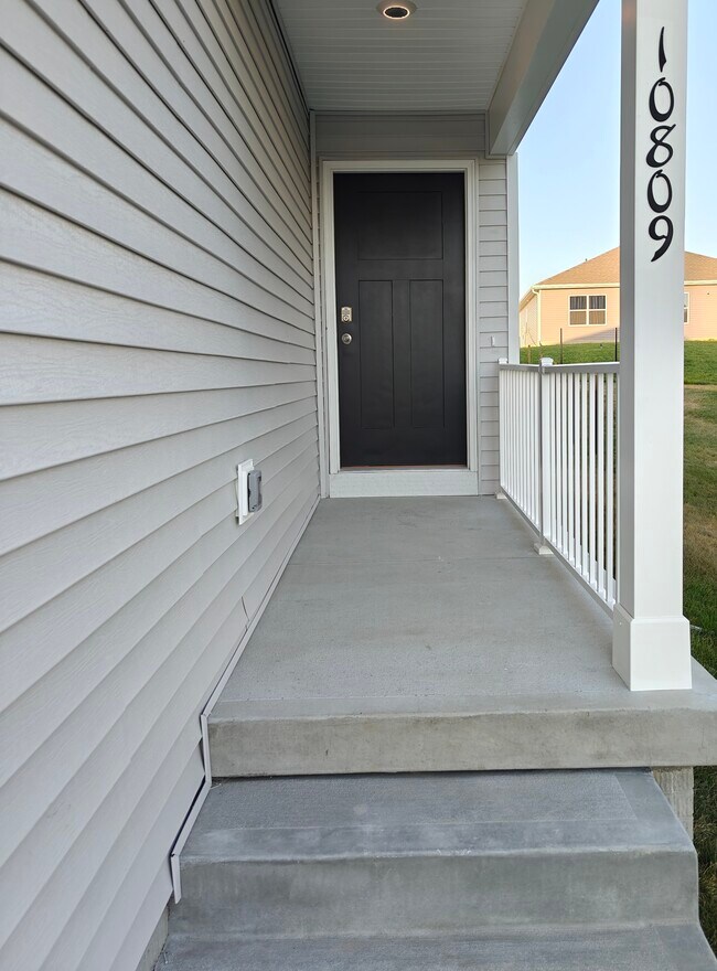 Front porch - 10809 S 178th Ave