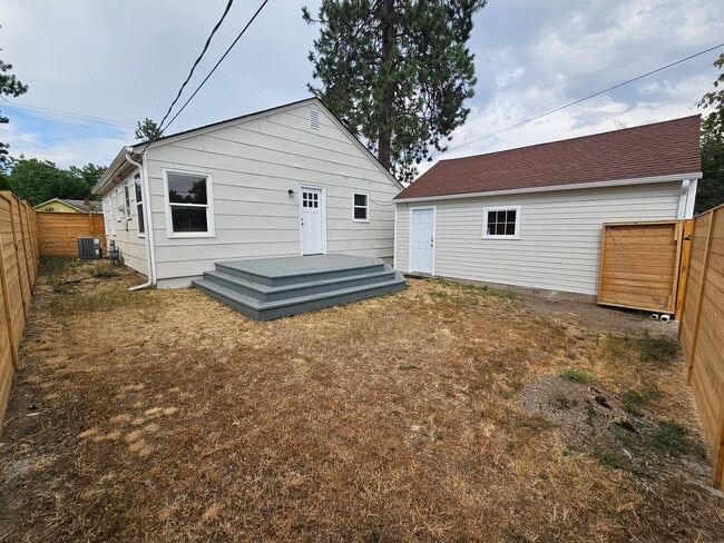 Building Photo - Newly Remodeled Home on the South Hill