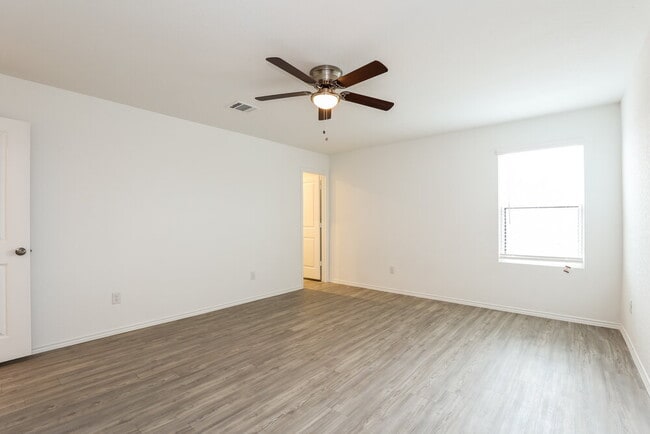 Building Photo - 8811 Barrow Path