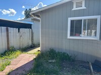 Building Photo - Beautiful Country Studio Located in San Ma...