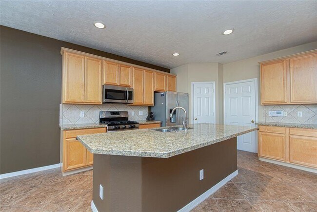 Building Photo - 143 W Burberry Cir