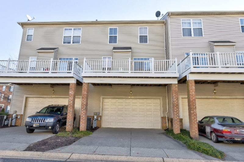 Building Photo - 2629 Raptor Dr