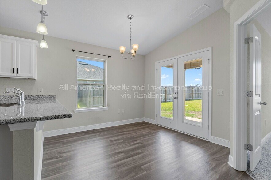 Building Photo - 6223 Redberry Dr